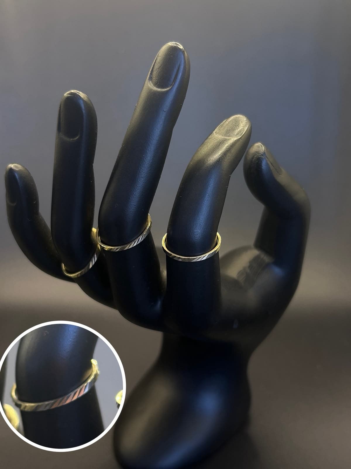 Anillo Travolta Facetado Lineas